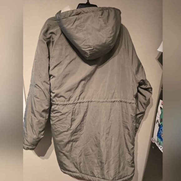 XL Green Winter Coat. - Picture 4 of 5